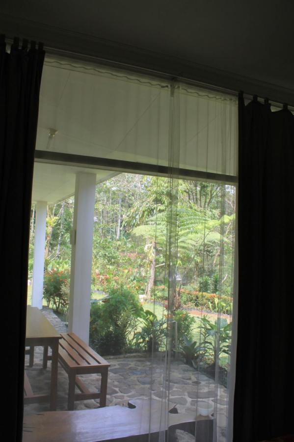 The Forest Villa Bogor Eksteriør bilde